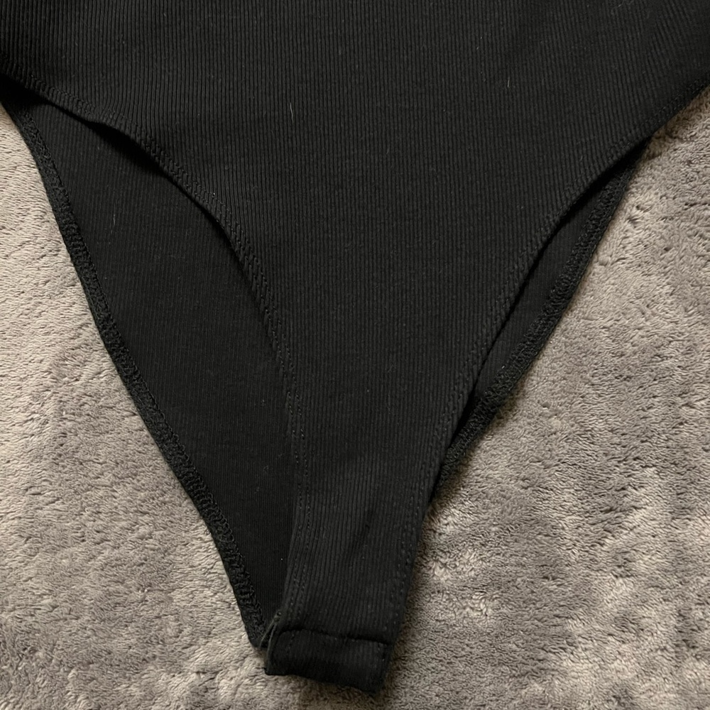 Zara Black Ruffle Bodysuit - Picture 4 of 5